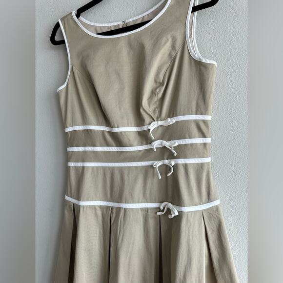 Vintage-Inspired 90s Liz Claiborne Khaki Fit & Flare Dress – Size 10 Mod Preppy - Picture 2 of 7